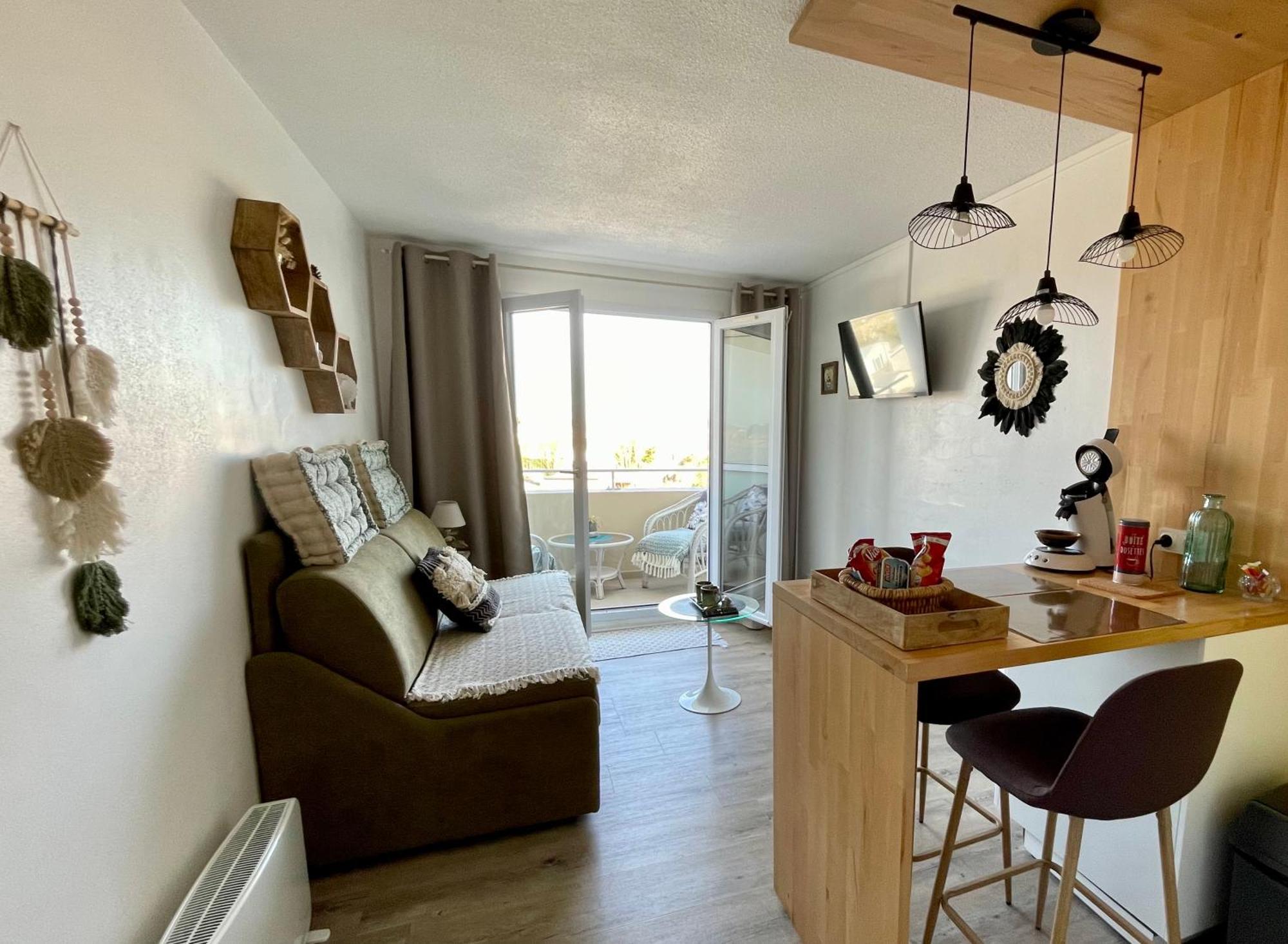 Avec Balcon A 50 M De La Corniche Vendeenne Apartment